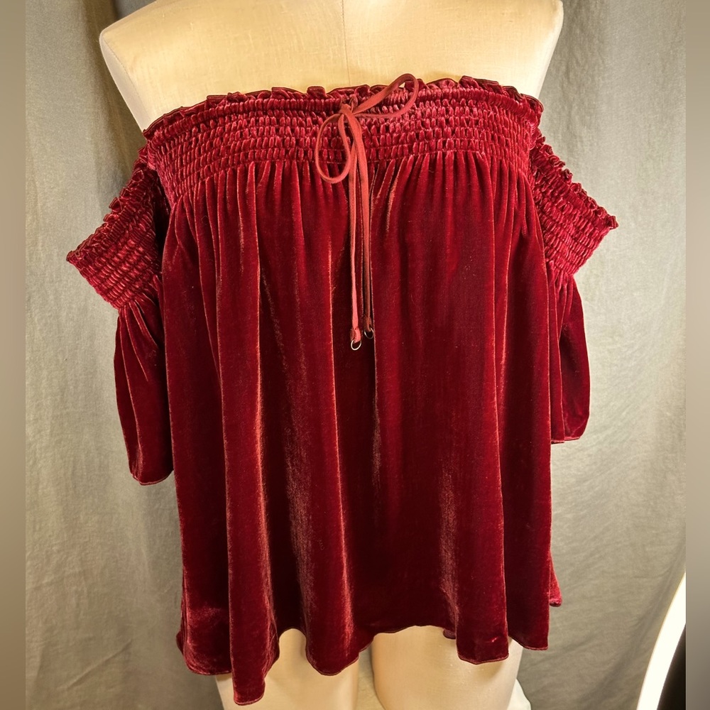 NWT Hale Bob Natalie off shoulder Red Silk blend velvet top S